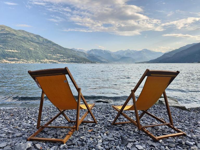 LA RIVA appartamento - Ferienwohnung Perledo