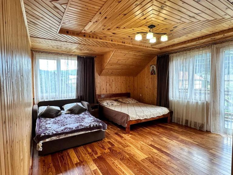 За рікою - B&B Tatariv