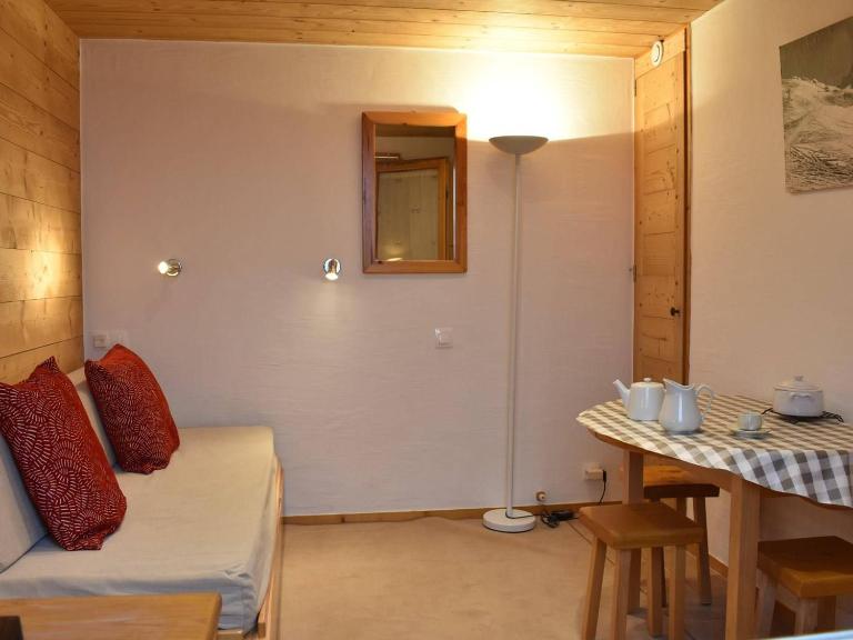 Studio de Montagne pour 2 pers, Pistes et Commerces à 100m, Méribel - FR-1-180-5 - B&B Méribel