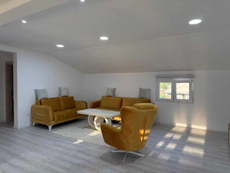 Apartman Nadja - Bed and Breakfast Podgorica
