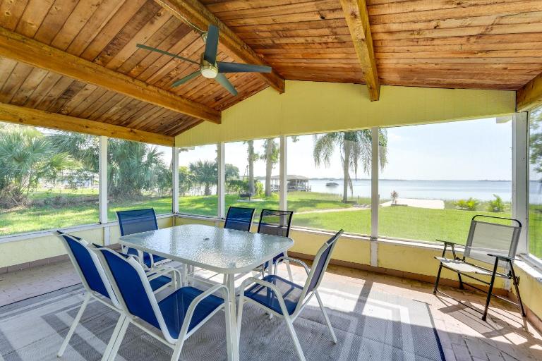 Lake Dora Escape: Canal Access & Seaplane Sights! - B&B Tavares