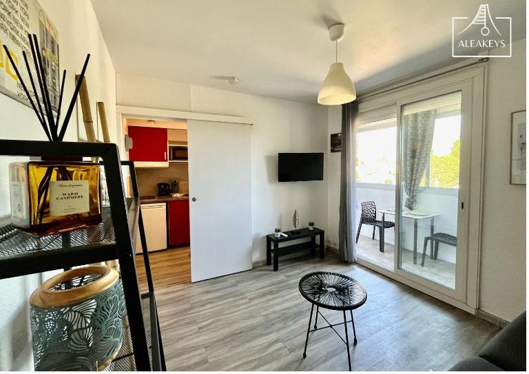 Le Soho Studio Climatisé Plage & Grande Pyramide, Parking - B&B La Grande-Motte