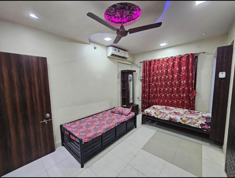 AC Bed Near G-Corp Office, Thane West Male only - B&B Thāne