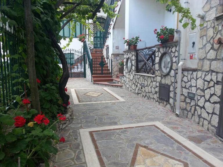 Residenza Antico Borgo del Pozzo - Bed and Breakfast Tramonti