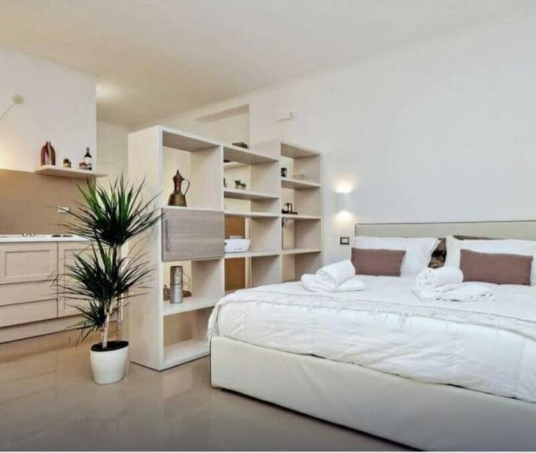 Secret Garden Apt Colosseo - Homkeey Apartments - B&B Roma