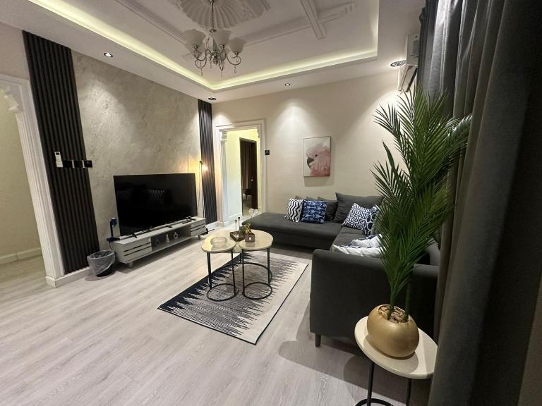 شقة هادئة بغرفتين نوم ودخول ذكي - Chambres d'hôtes Riyad