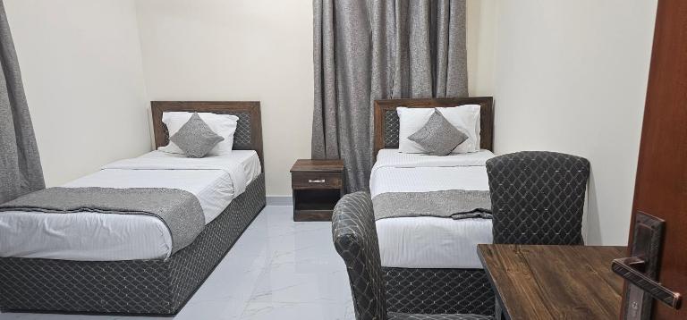 Today House Suites 3 - Bed and Breakfast Şalālah