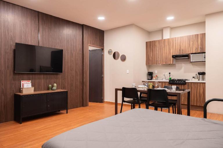 307 Spacious AC apt Historic CDMX Rooftop - B&B Città del Messico