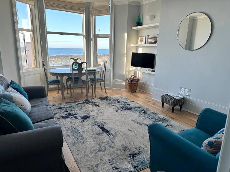 Margate Sunset Retreat - Direct Sea Views - B&B Margate