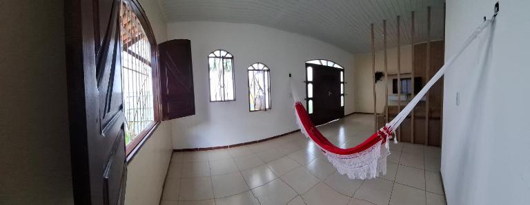 Espaço inteiro na Vila dos Cabanos com garagem - B&B Barcarena