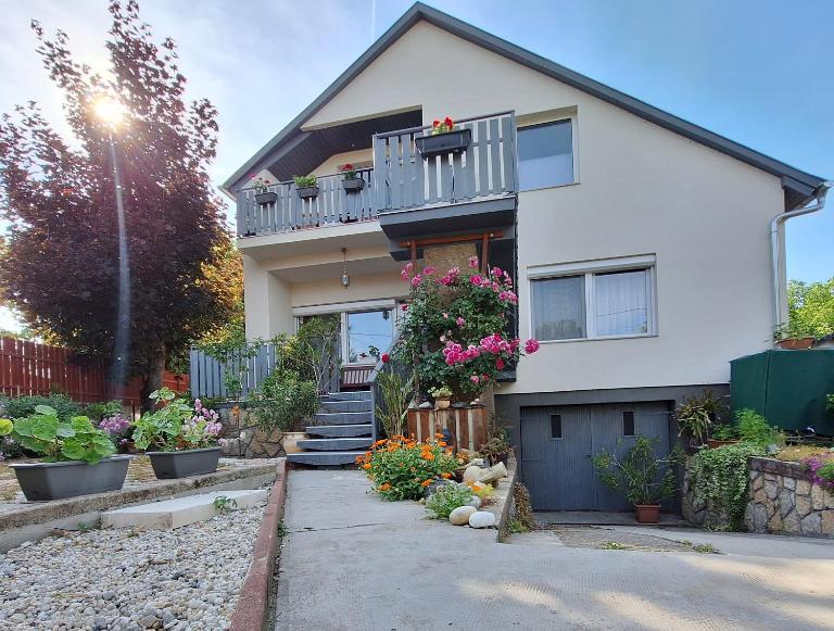Mimi Vendégház - Bed and Breakfast Siófok