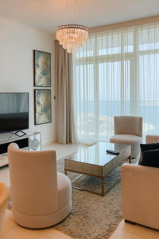 Best Emaar Beachfront view one bedroom - B&B Dubai