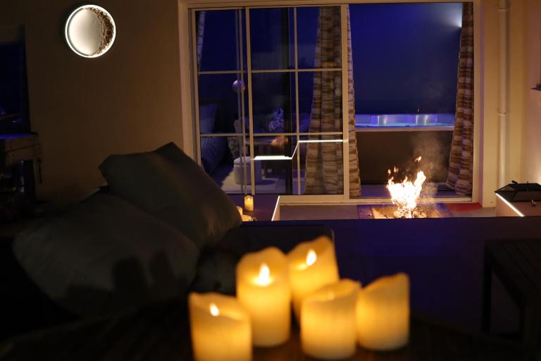 Li li et rose - Suite avec jacuzzi privatif - B&B Nantes
