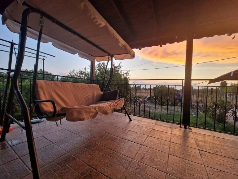 Entire summer house with patio and garden - B&B Nea Kallikrateia
