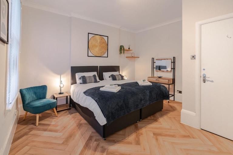 2-bedroom, Sleeps 4, long stays - B&B Brighton