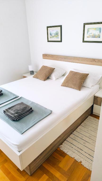 U Srcu Šokadije - Bed and Breakfast Đakovo