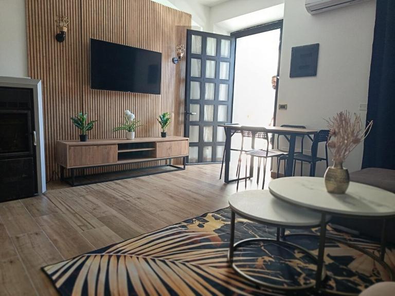 Home Faty Fleur J&F - Ferienwohnung Oleggio
