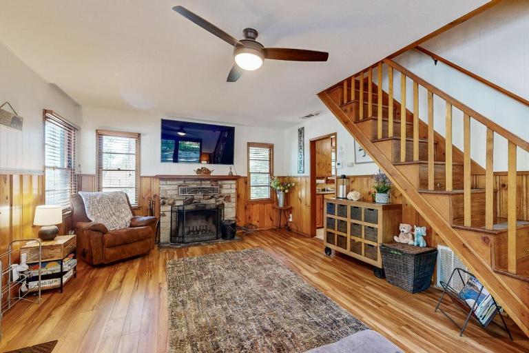 Quiet Cabin ~ End of Cul-De-Sac Location Private Hot Tub, Fenced Yard, Boat Parking - B&B Big Bear Lake