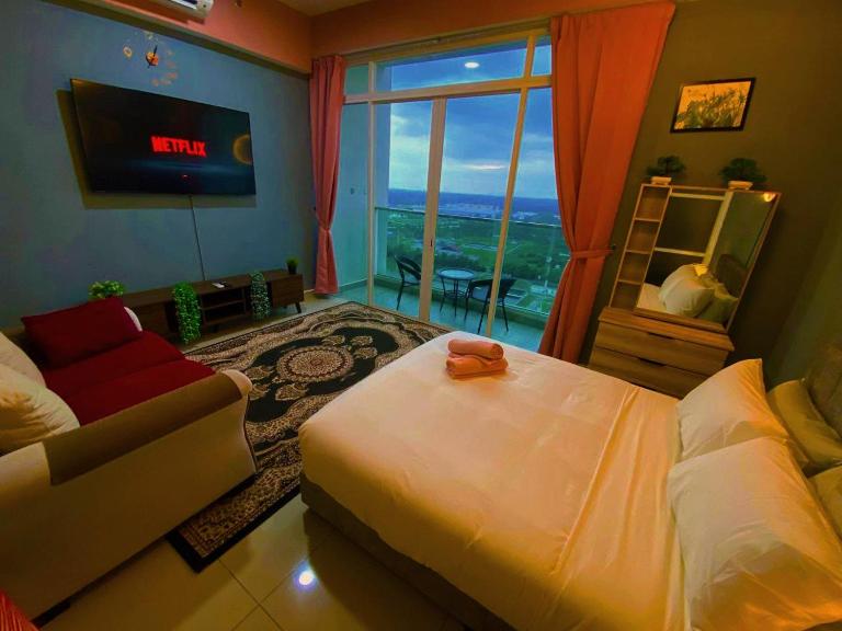 Golden Hour Stay Cyberjaya - B&B Cyberjaya