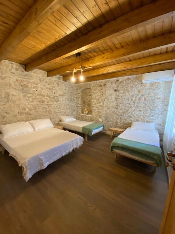 Papu's Villa - B&B Piqeras