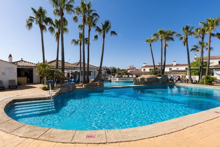 Binilivin' Menorca CalaPorter - Bed and Breakfast Cala'n Porter