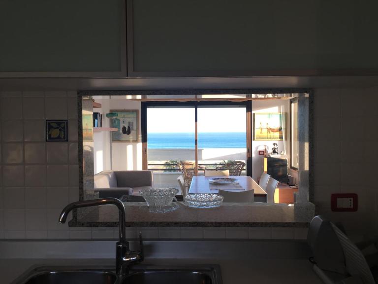 Attico Fronte Mare - Ferienwohnung Pozzallo