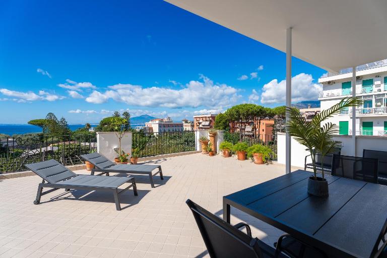 YourHome - Domus Rubina - B&B Sorrento