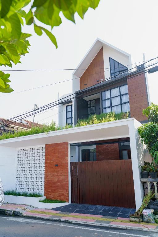 Griya Saka Magelang - B&B Magelang