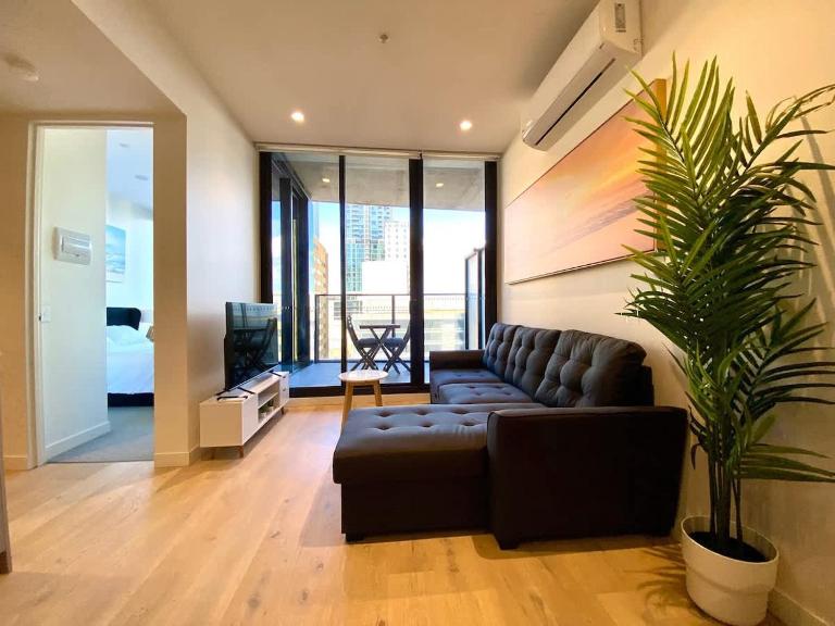 Luxury CBD Beach Vibes-Queen Bed-Gym - B&B Adelaide