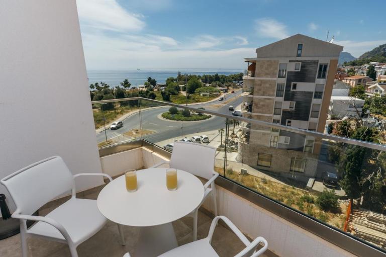 Apartmani Delta - Bed and Breakfast Bar
