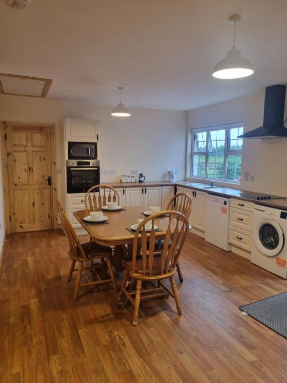 Meadow View - B&B Garraunnatooha
