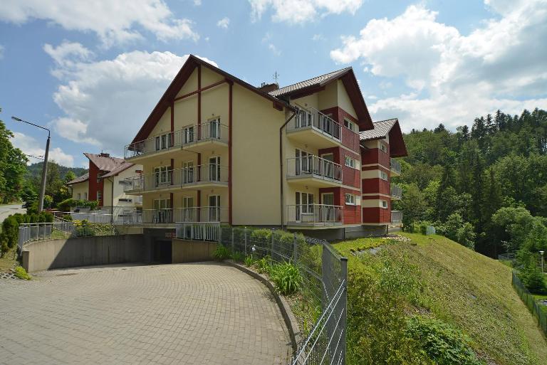 Przytulny Apartament Sun Seasons 24 w Wiśle z Balkonem by Noclegi Renters - B&B Wisła