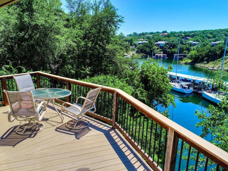 Treehouse Bungalow - Community PoolHot Tub #12 - Chambres d'hôtes Lakeway