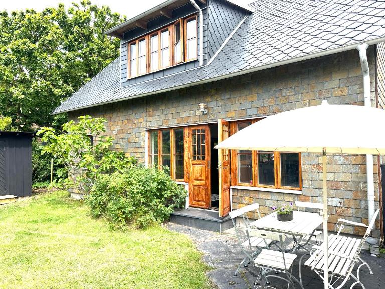 Genuint hus i Höganäs hamn - B&B Höganäs