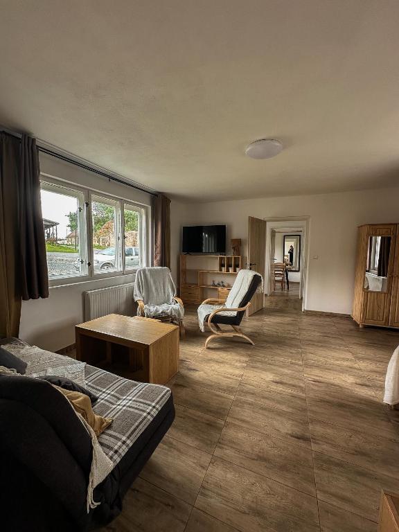 Apartmán Lnáře - Ferienwohnung Lnáře