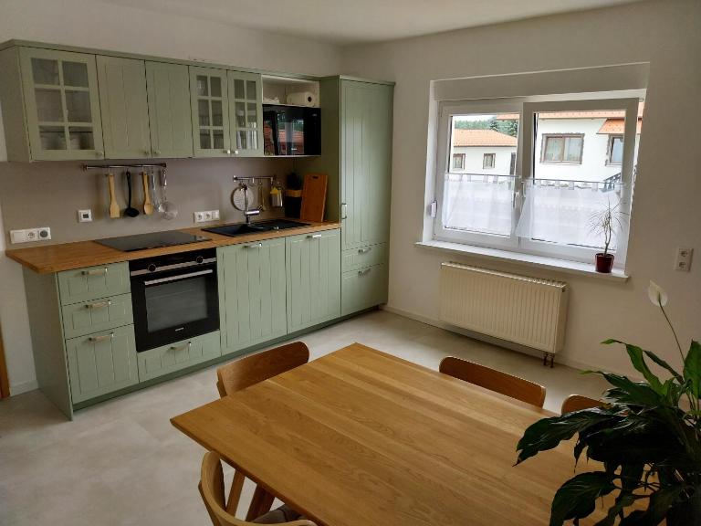 Gemütliche Apartments in Steinberg am See für Arbeit & Urlaub - B&B Steinberg am See