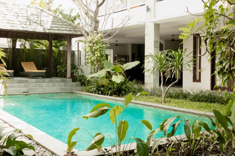 Bali Bliss Residence - Bed and Breakfast Seminyak