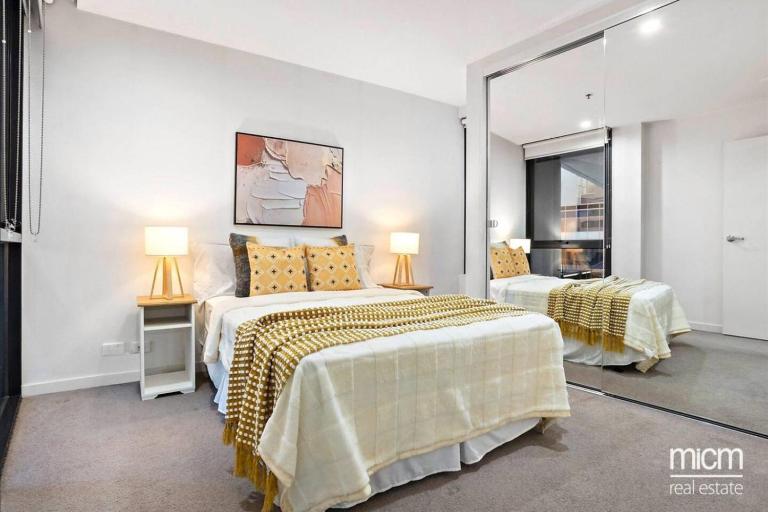 Serrata - 2B2B Docklands Apt Parking Available - B&B Melbourne