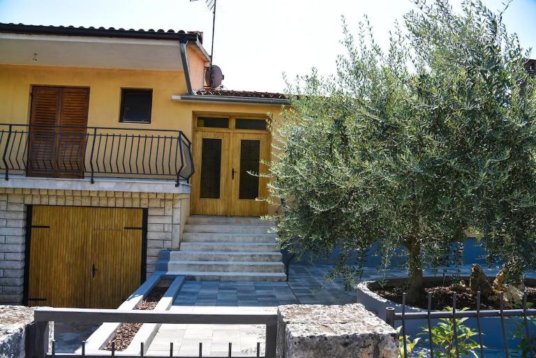 Cozy Apartment with Private Garden & Easy Parking - B&B Rovinj
