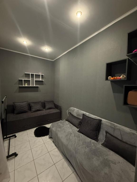 Центр с двориком 2к Одесса с животными тварини посуточно подобово - Bed and Breakfast Odessa