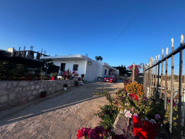 Teo Sea Stay Apartments - Bed and Breakfast Sarandë
