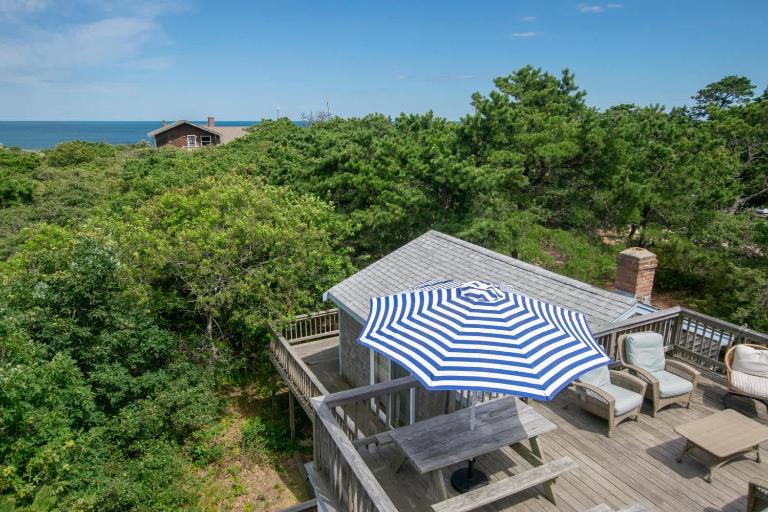 Walk to Oceanside Beach - B&B Wellfleet