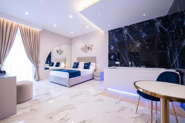 De Matteo Luxury Suites - B&B Napoli