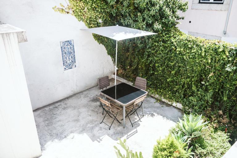 Costa Castle Apartment - Ferienwohnung Lissabon