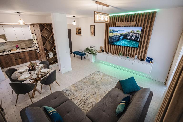 Luxury Designer Apartment - Romanescu Park - B&B Craiova