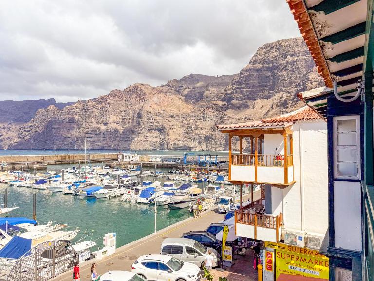Gigantes Cliff House - B&B Los Gigantes