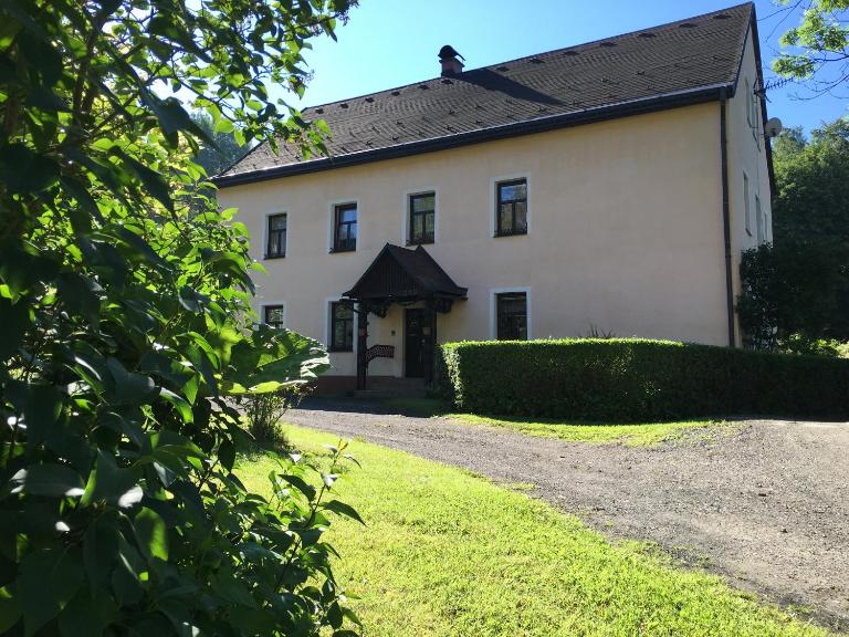 U Evy Jarošové - B&B Desná