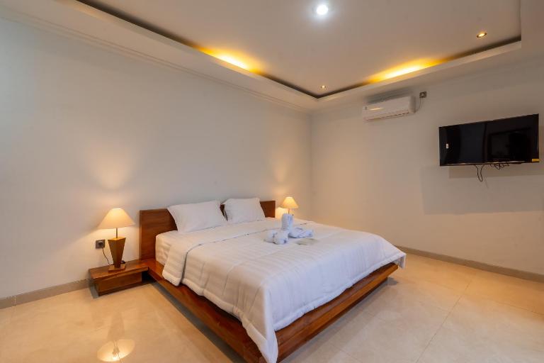 Adis Villa, Cozy Private Stay with Pool , near ubud & sanur - B&B Darmasaba