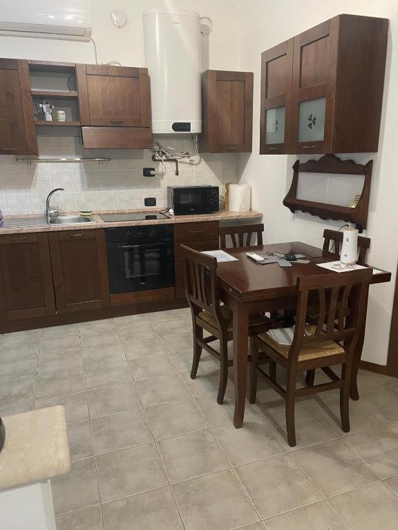 Ami Affittacamere 2 - B&B Castel San Giovanni