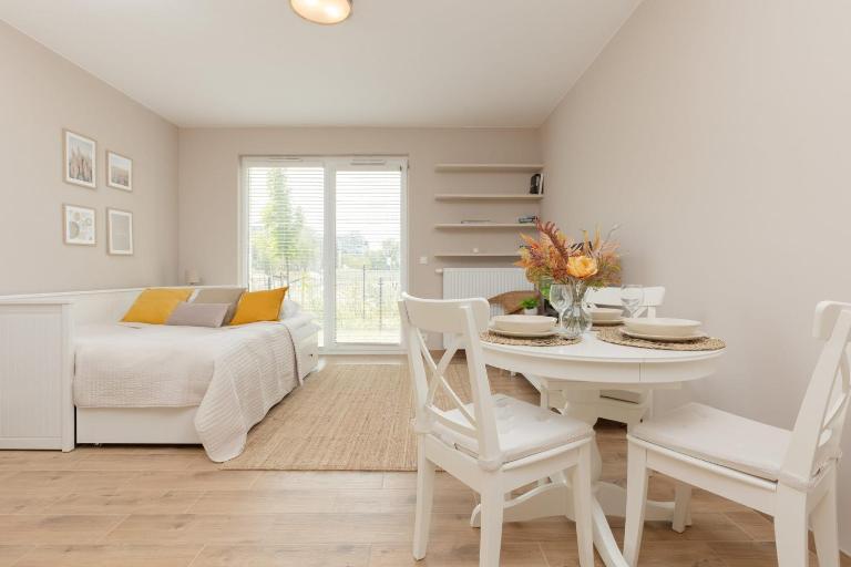 Cozy & Bright Studio Zupnicza by Noclegi Renters - Ferienwohnung Warschau